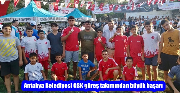 Antakya Belediyesi GSK güreş takımından büyük başarı