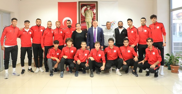 Amatör branşlarda Hatay Büyükşehir Belediyespor farkı