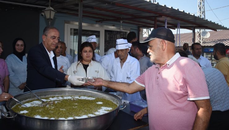 BAŞKAN YAPAR’DAN AŞURE İKRAMI