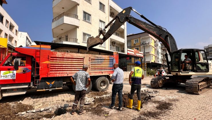 İSKENDERUN MEYDAN’DA ALTYAPI EKSİKLERİ TAMAMLANIYOR