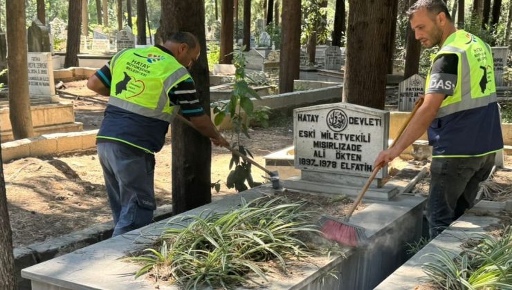 MEZARLIKLARDA TEMİZLİK VE BAKIM ÇALIŞMALARI SÜRÜYOR