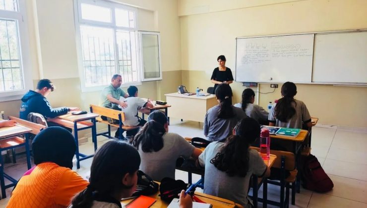 HATAY’DA GÜÇLENDİRİLEN OKULLARDA EĞİTİM BAŞLADI