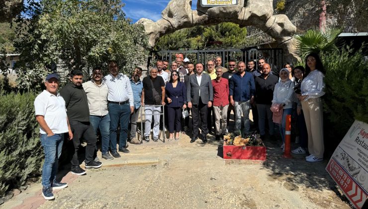 HATAY BASIN CEMİYETİ, 21 AY ARADAN SONRA YENİDEN GÜÇLÜ AİLE FOTOĞRAFINI VERDİ!