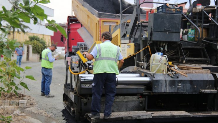 ERZİN’DE 9 MAHALLE 25 KM’LİK BETON ASFALTA KAVUŞTU