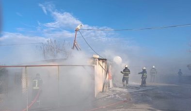 İSKENDERUN’DA TAVUK ÇİFTLİĞİNDE YANGIN  