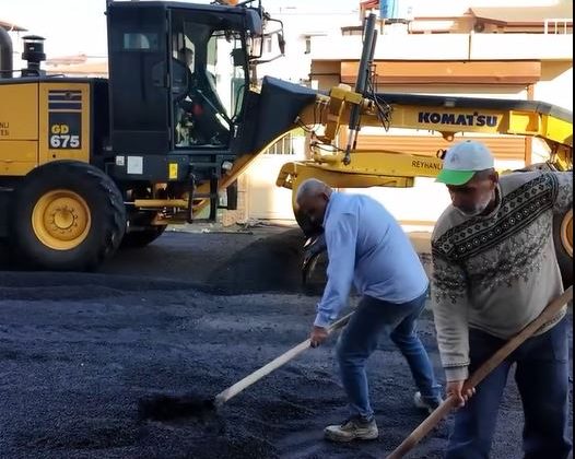 REYHANLI’DA BİR MAHALLE DAHA YENİ YOLUNA KAVUŞTU