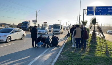 KARŞIDAN KARŞIYA GEÇEN YAYAYA, KAMYON ÇARPTI