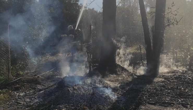 ARSUZ’DA ÇIKAN OTLUK YANGININI İTFAİYE SÖNDÜRDÜ  