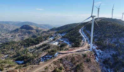 ENGEBELİ ARAZİYE RAĞMEN 35 GÜNDE 7,5 KM YOL KATETTİLER