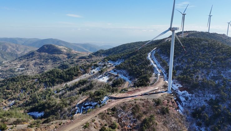 ENGEBELİ ARAZİYE RAĞMEN 35 GÜNDE 7,5 KM YOL KATETTİLER