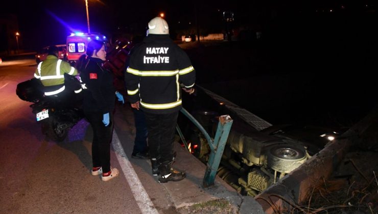 KÖPRÜDEN UÇAN TIRIN SÜRÜCÜSÜ ARACI BIRAKIP KAYIPLARA KARIŞTI  