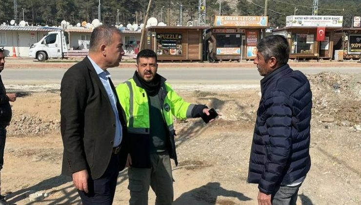 KIRIKHAN’DA YOL ASFALT ÇALIŞMALARI DEVAM EDİYOR