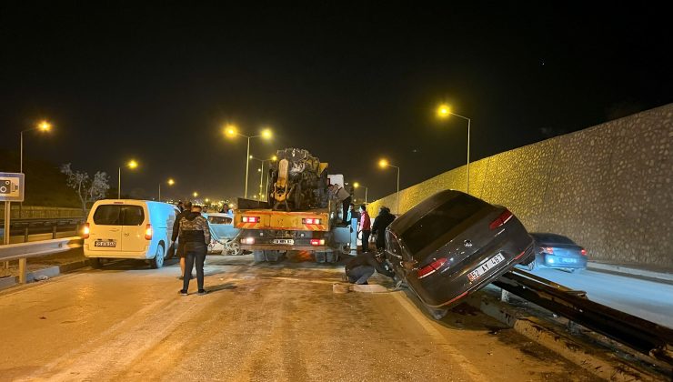 HATAY’DA TRAFİK KAZASI: 2 YARALI 